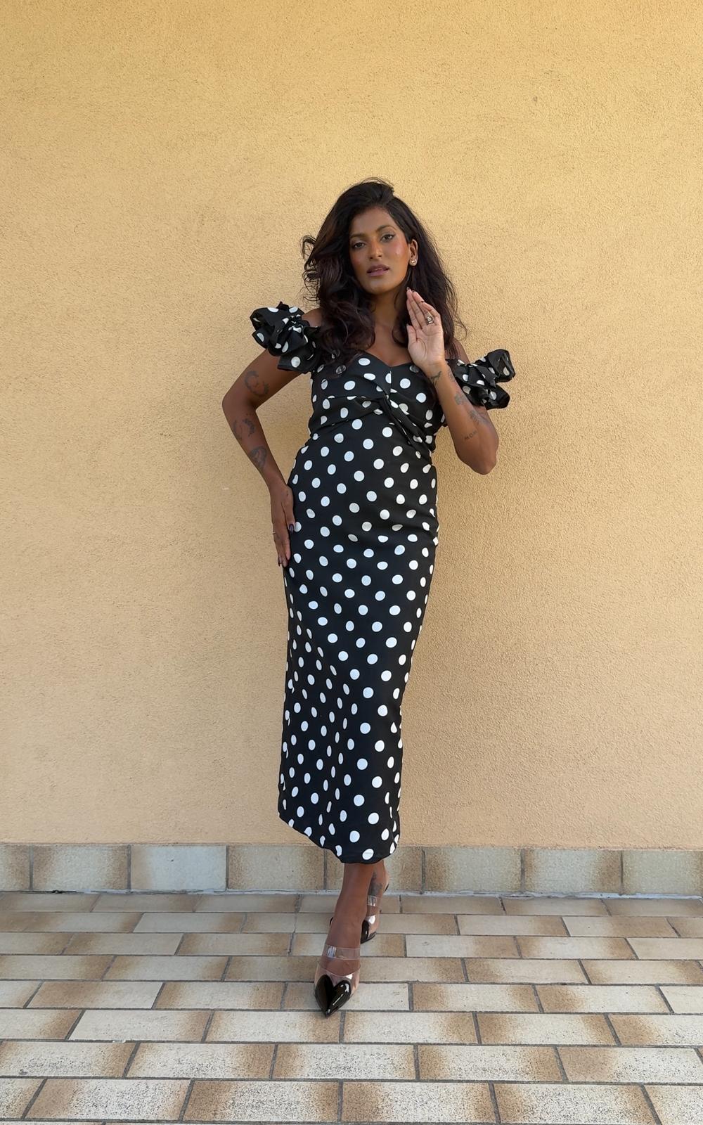 Abito Midi a Pois con Maniche Removibili – Bianco/Nero